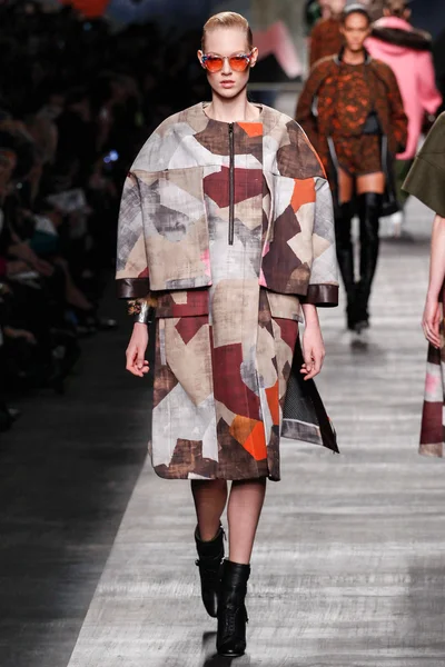 Look 42